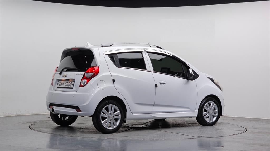 Chevrolet Spark - Vista 2