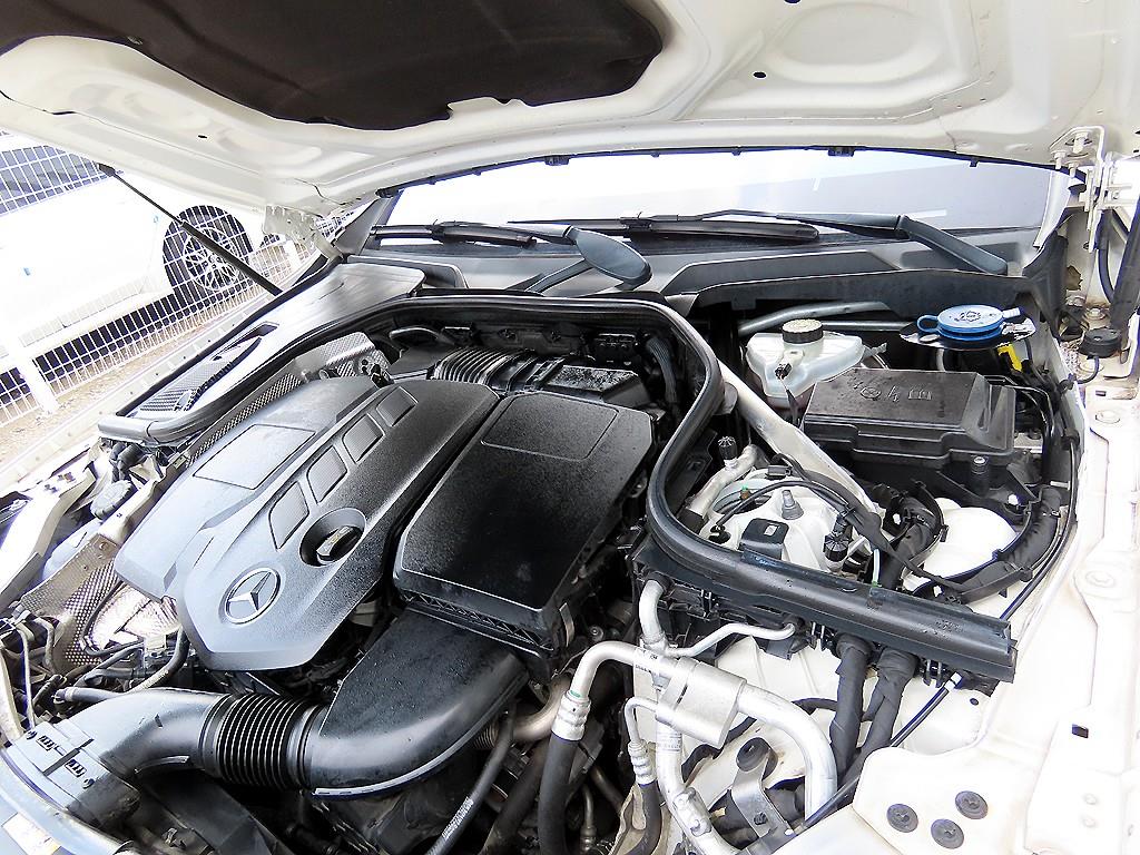 Mercedes Benz E class 2017 Blanco - Importación desde Corea - HF Imports Iquique - Foto 19