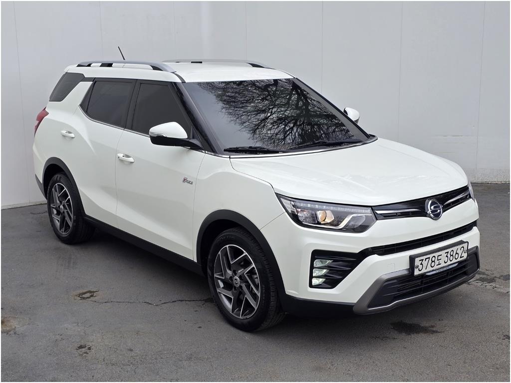 Ssangyong Tivoli - Vista 3
