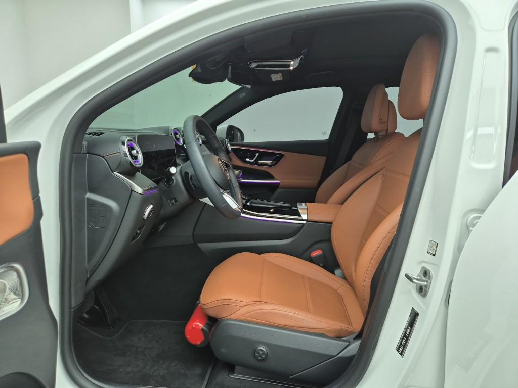 Mercedes Benz GLC Class - Vista 11