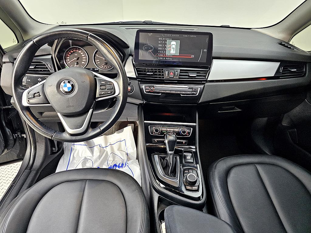 BMW 2 series - Vista 5