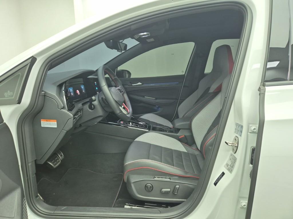 Volkswagen Golf - Vista 11