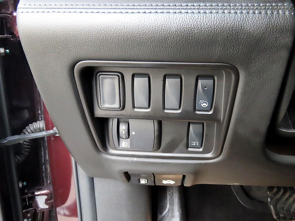 SAMSUNG QM6 - Vista 12