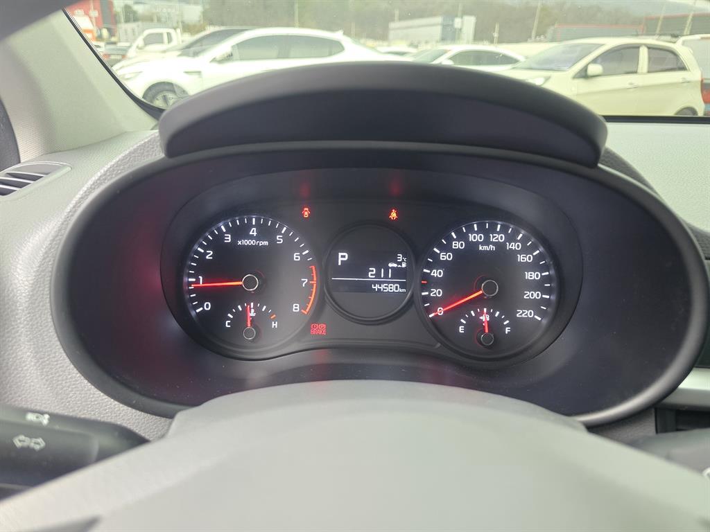 KIA Morning - Vista 5