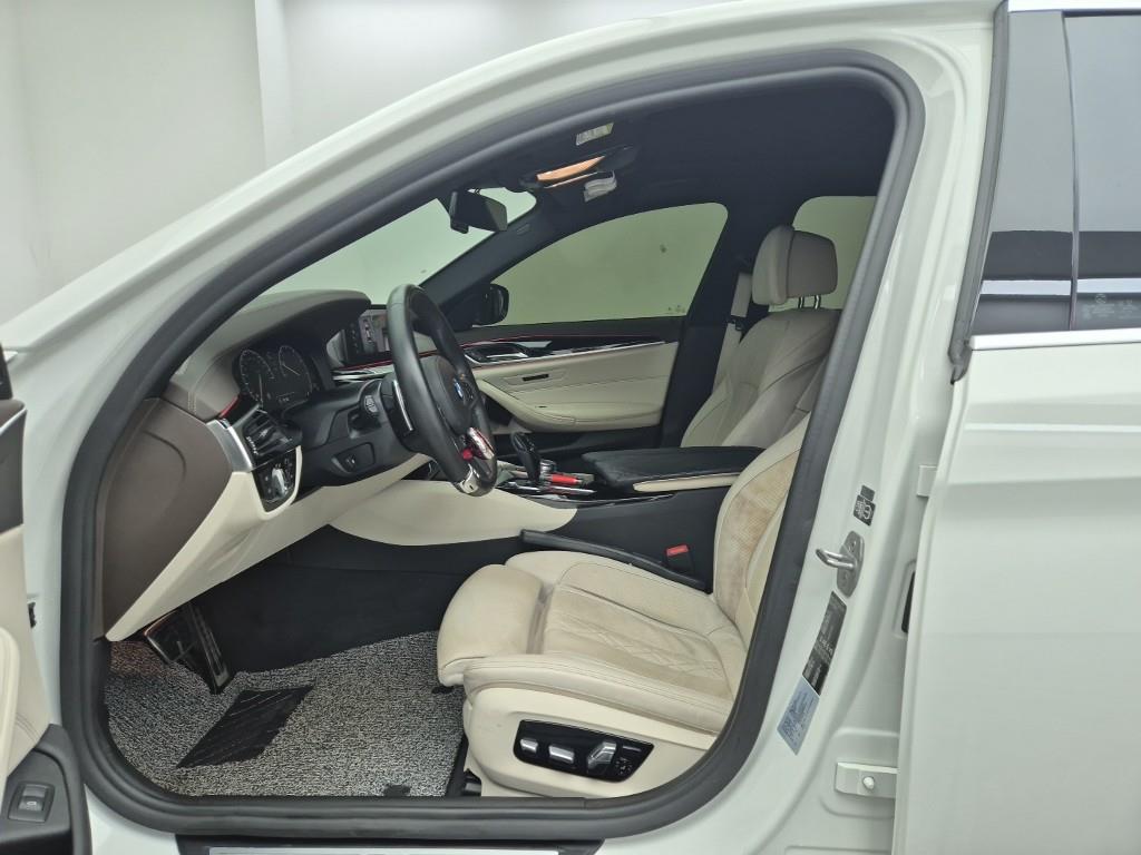 BMW 5 Series - Vista 11