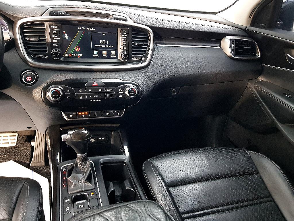 KIA Sorento - Vista 10