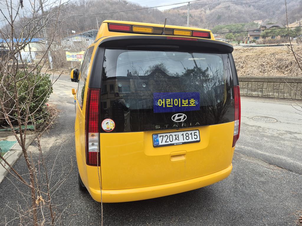 HYUNDAI Staria - Vista 4