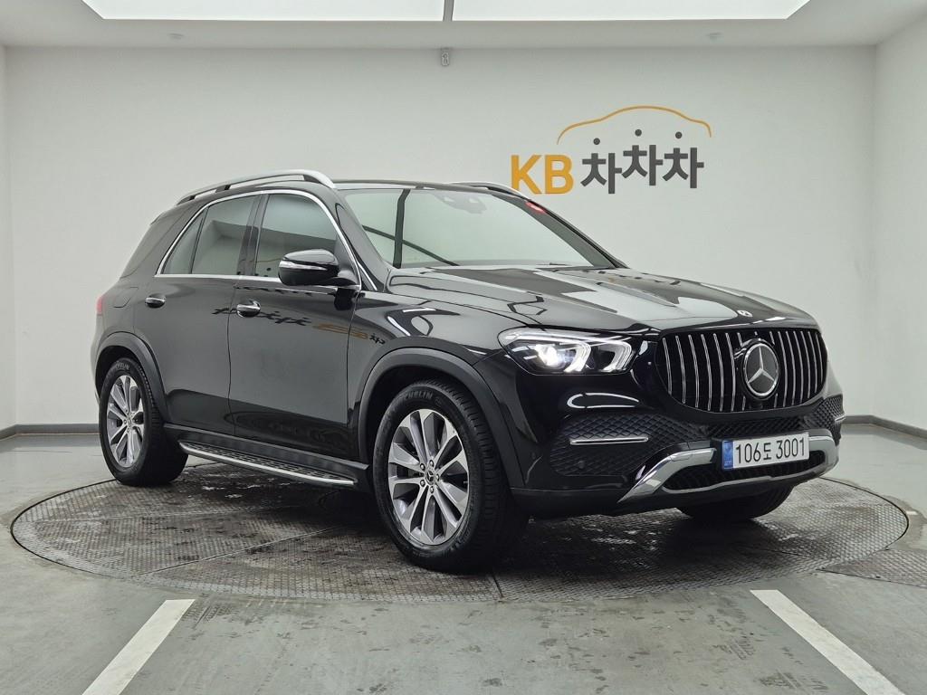 Mercedes Benz GLE Class - Vista 2