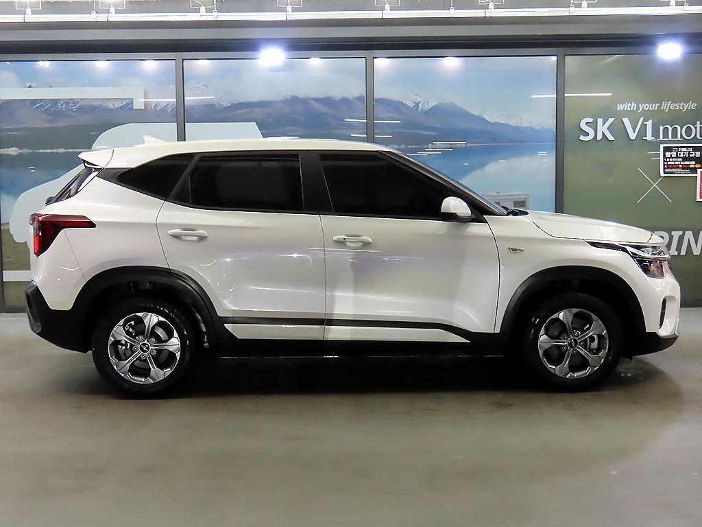 KIA Seltos - Vista 3