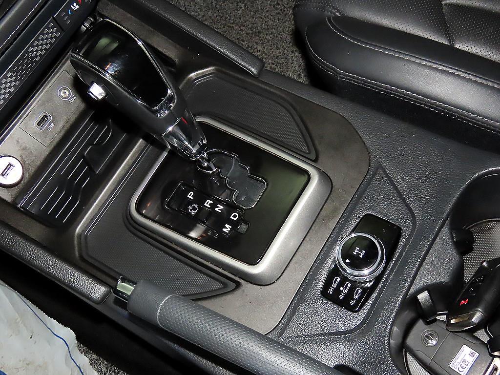 Ssangyong Rexton - Vista 12