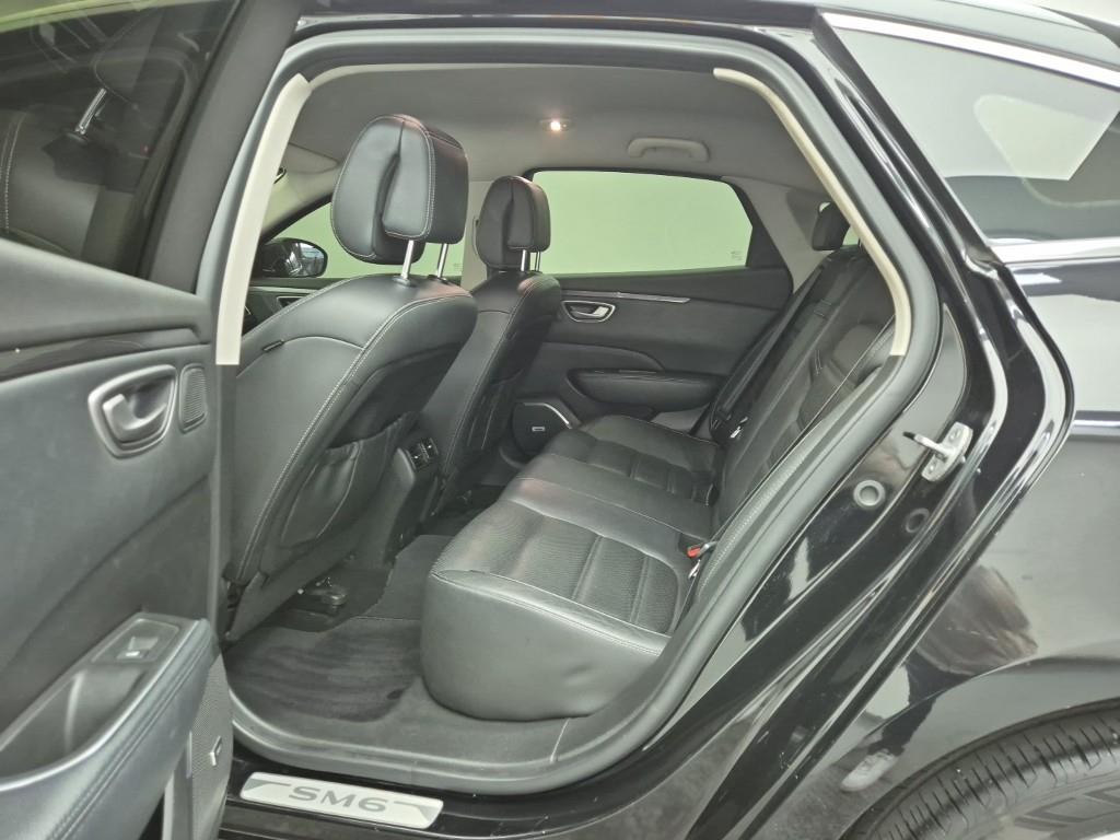 SAMSUNG SM6 - Vista 12