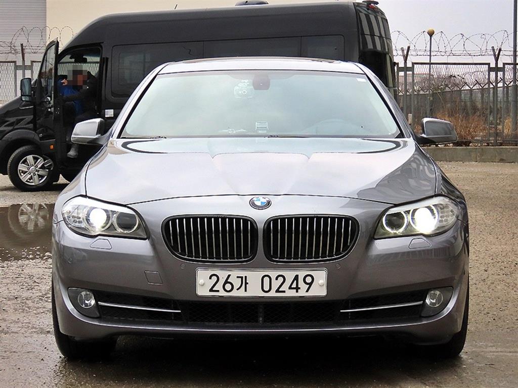 BMW 5 Series 2012 Gris - Importación desde Corea - HF Imports Iquique - Foto 1
