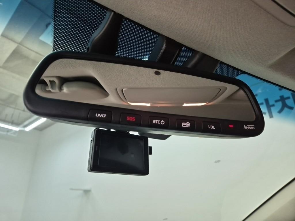 KIA K3 2019 Blanco - Importación desde Corea - HF Imports Iquique - Foto 16