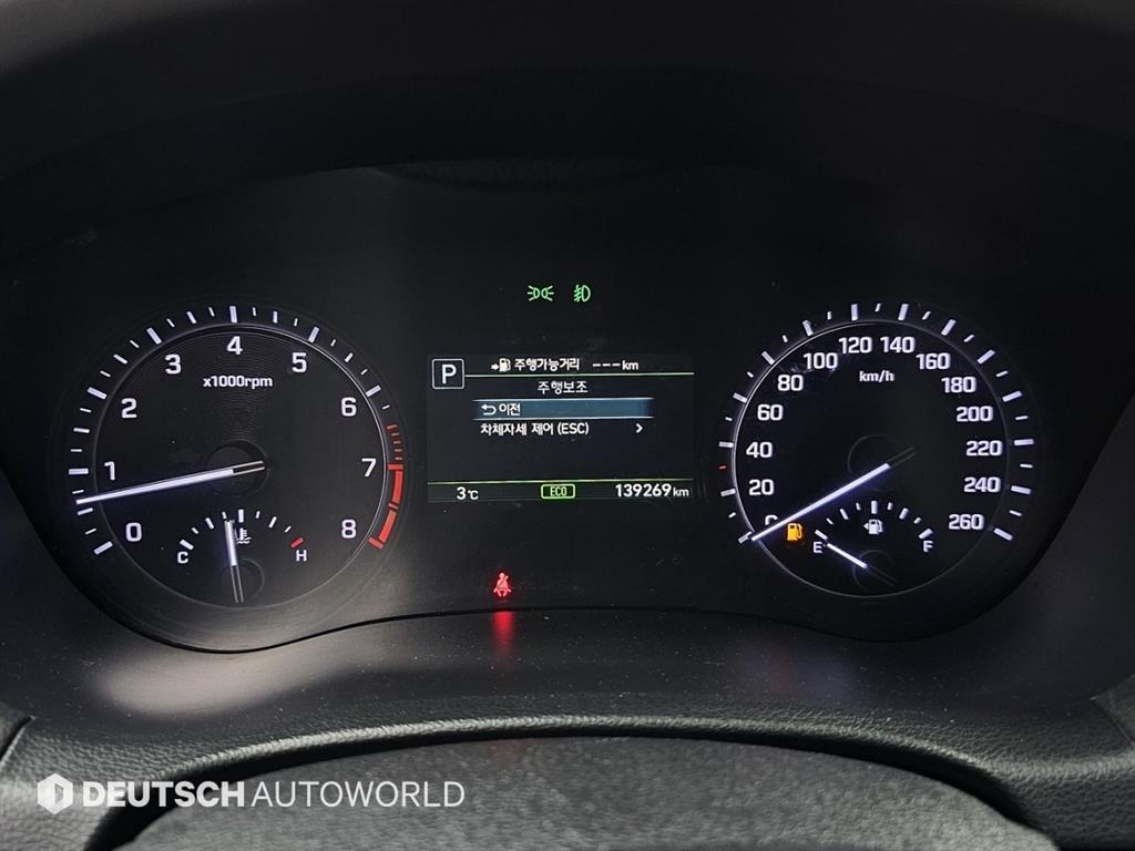 Genesis G80 - Vista 8