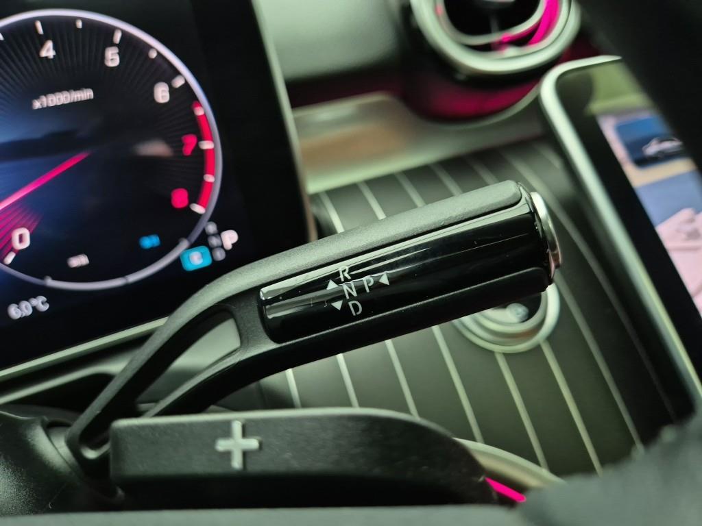 Mercedes Benz C Class - Vista 8