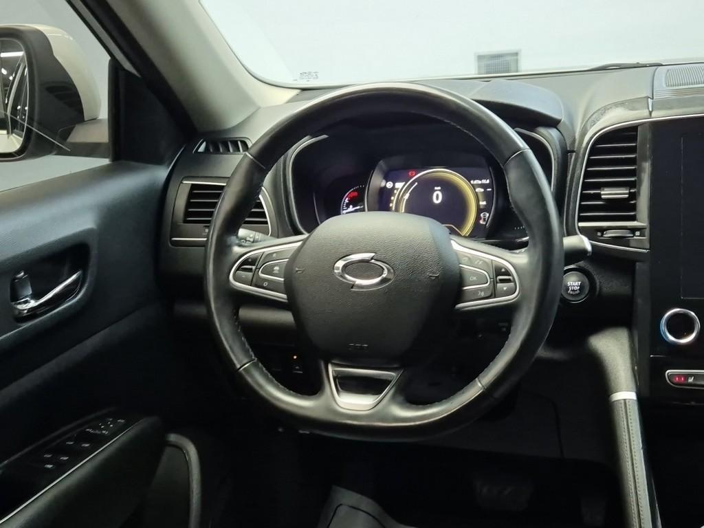 SAMSUNG QM6 - Vista 9