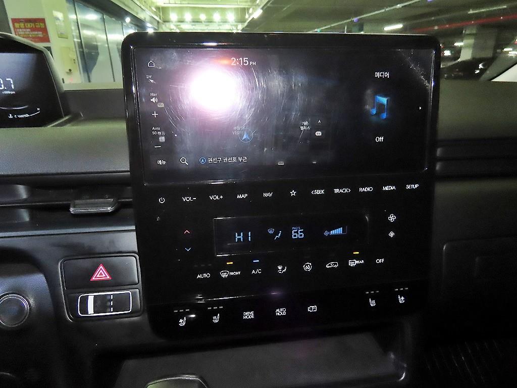 HYUNDAI Staria - Vista 11