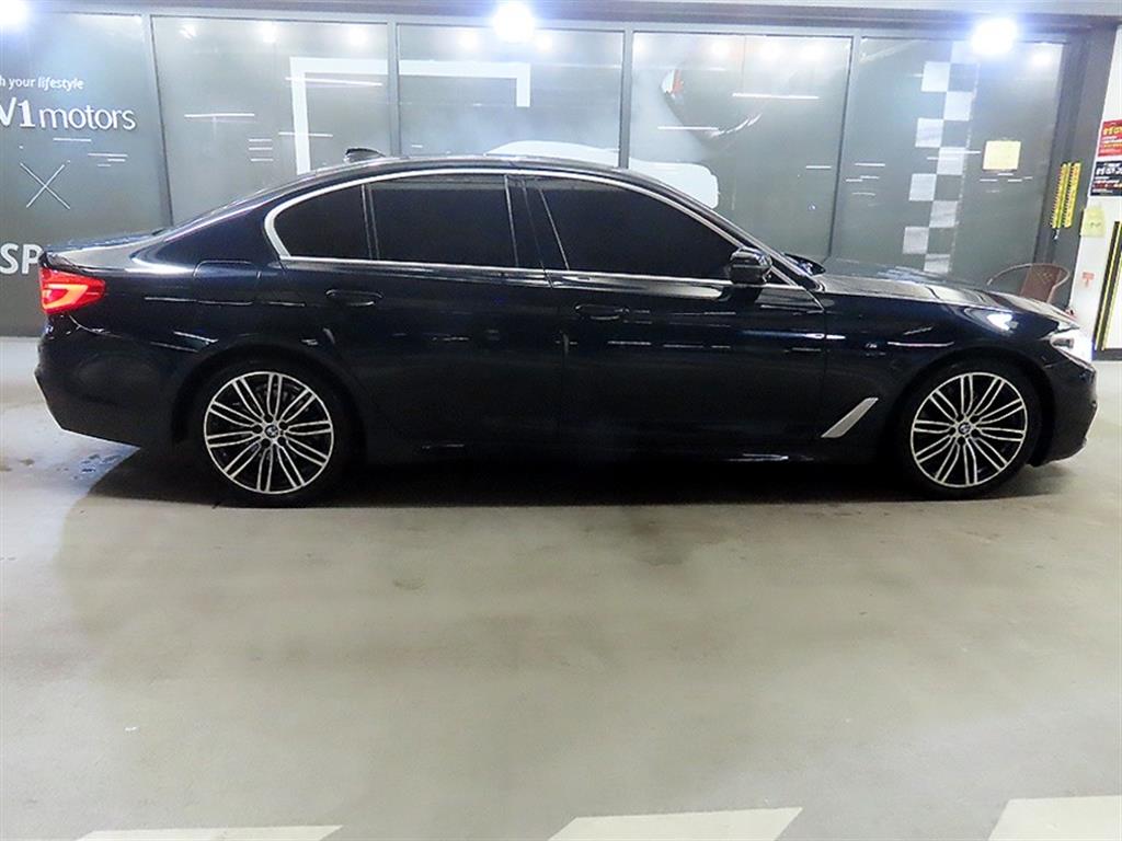 BMW 5 Series - Vista 3