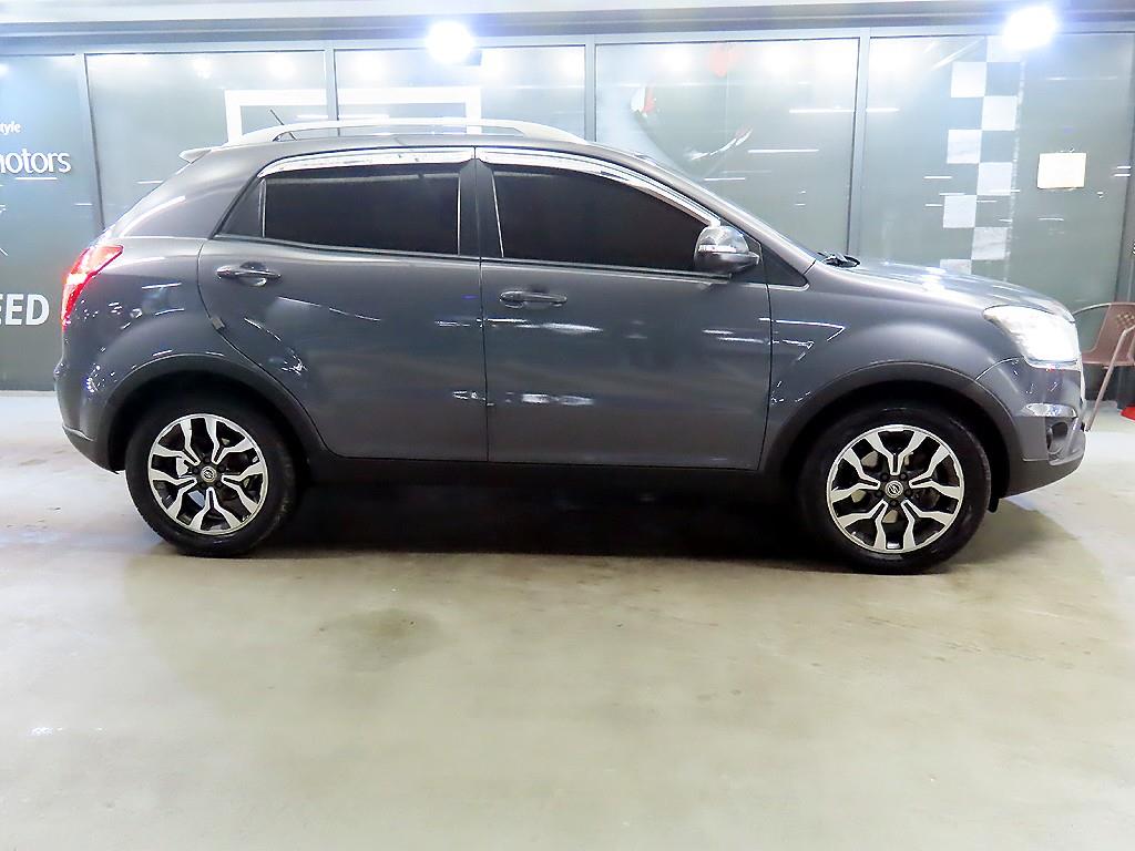 Ssangyong Korando - Vista 3