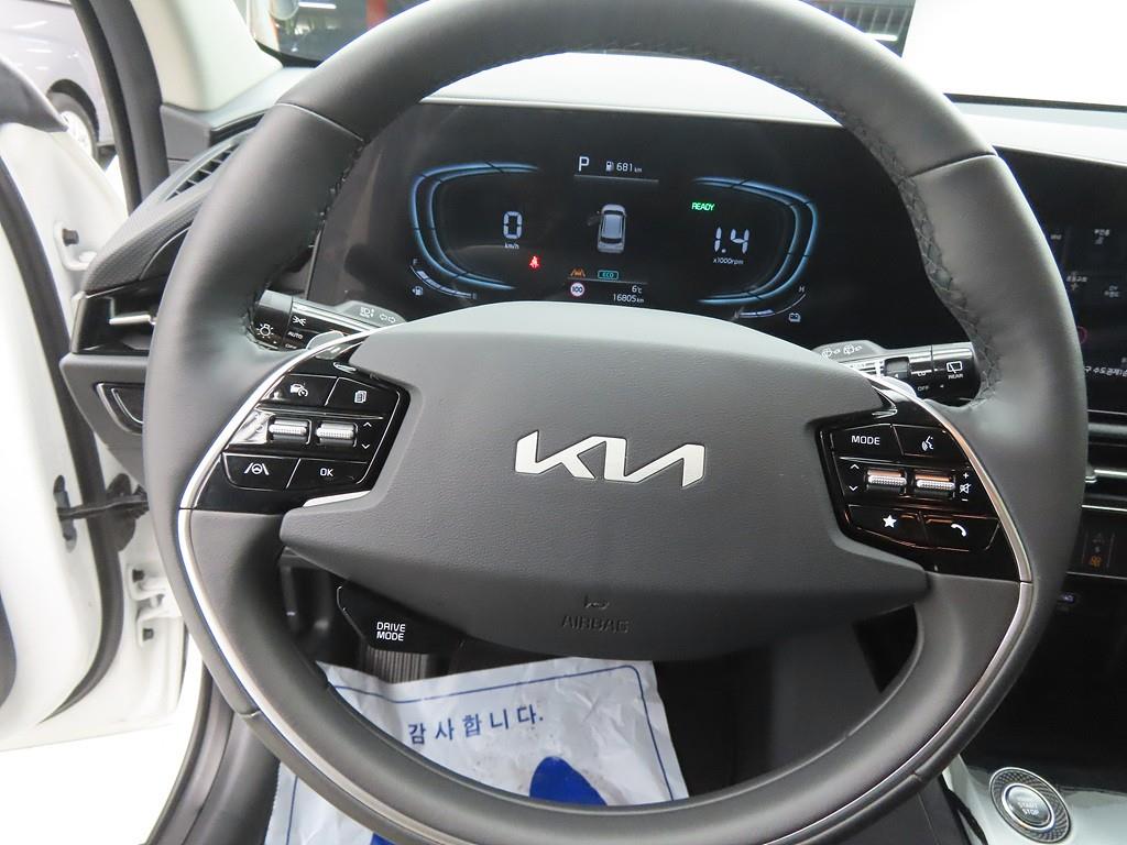 KIA Niro - Vista 8