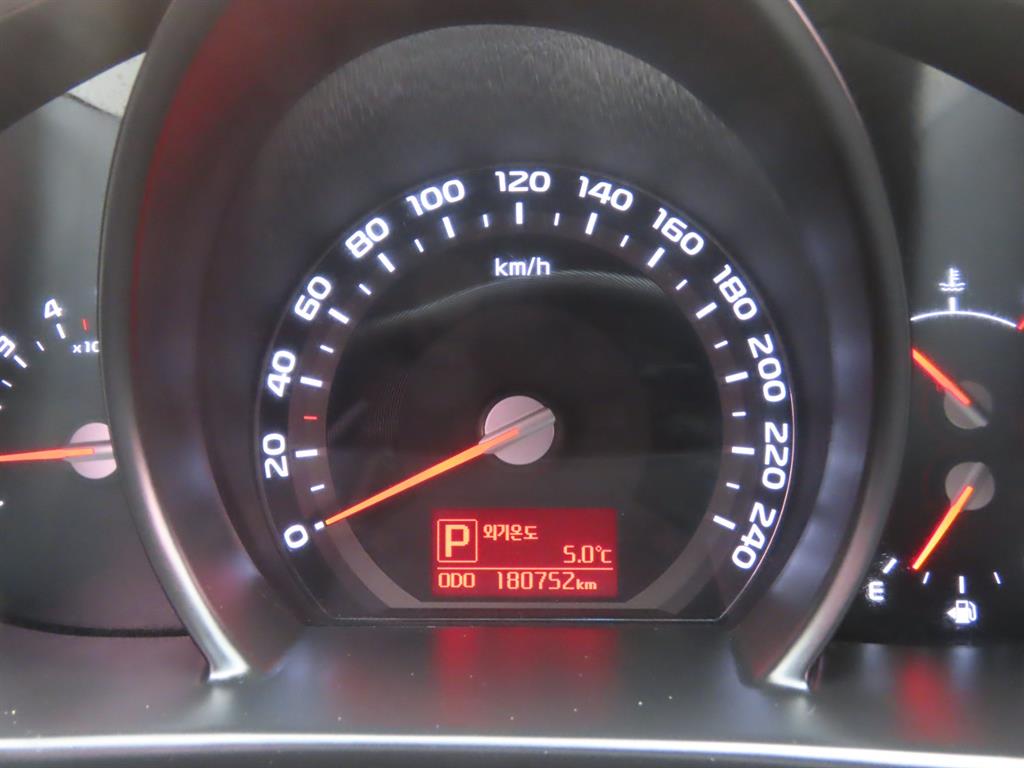 KIA Sportage 2014 Blanco - Importación desde Corea - HF Imports Iquique - Foto 8