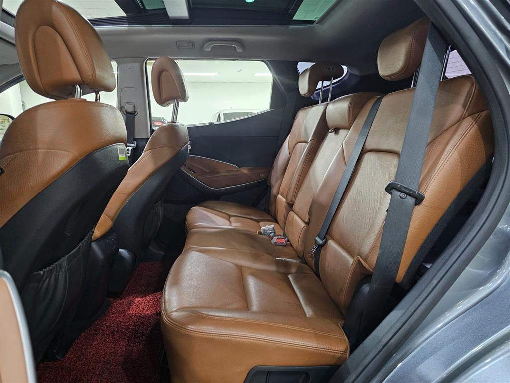 HYUNDAI Santa Fe - Vista 12
