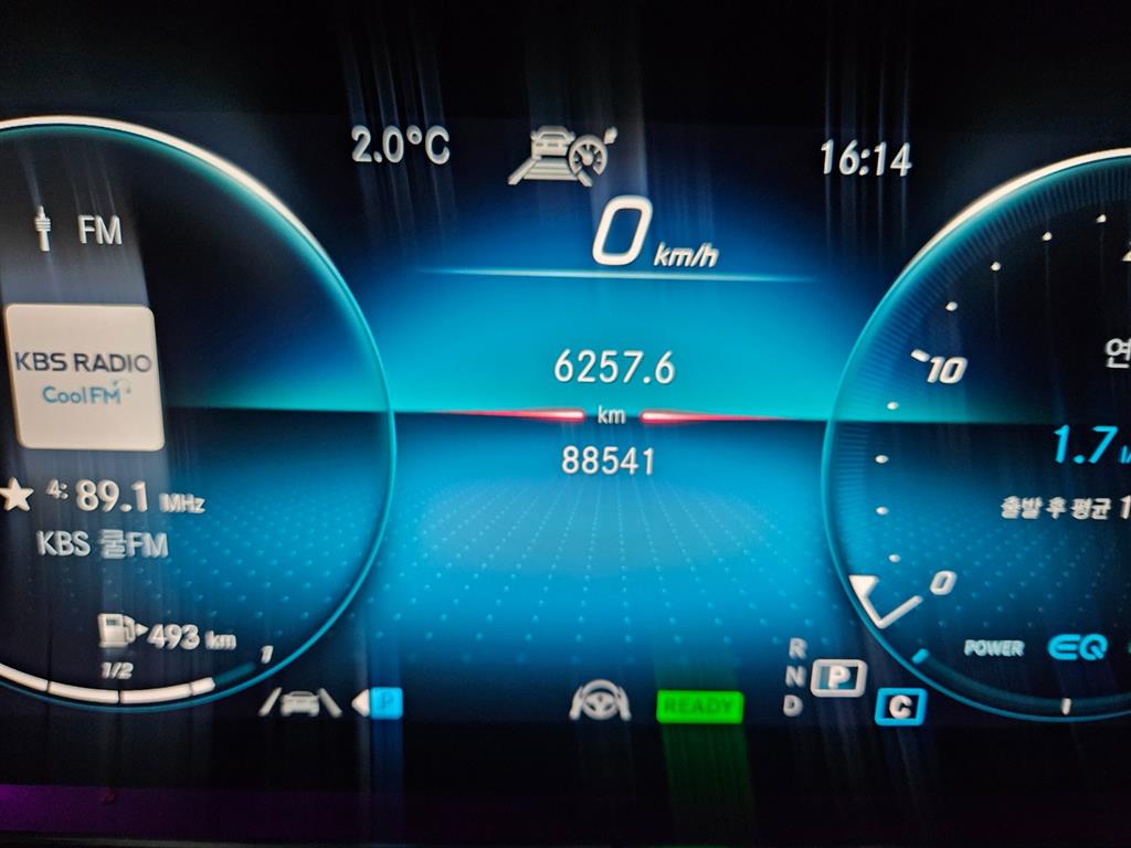 Mercedes Benz E class - Vista 8