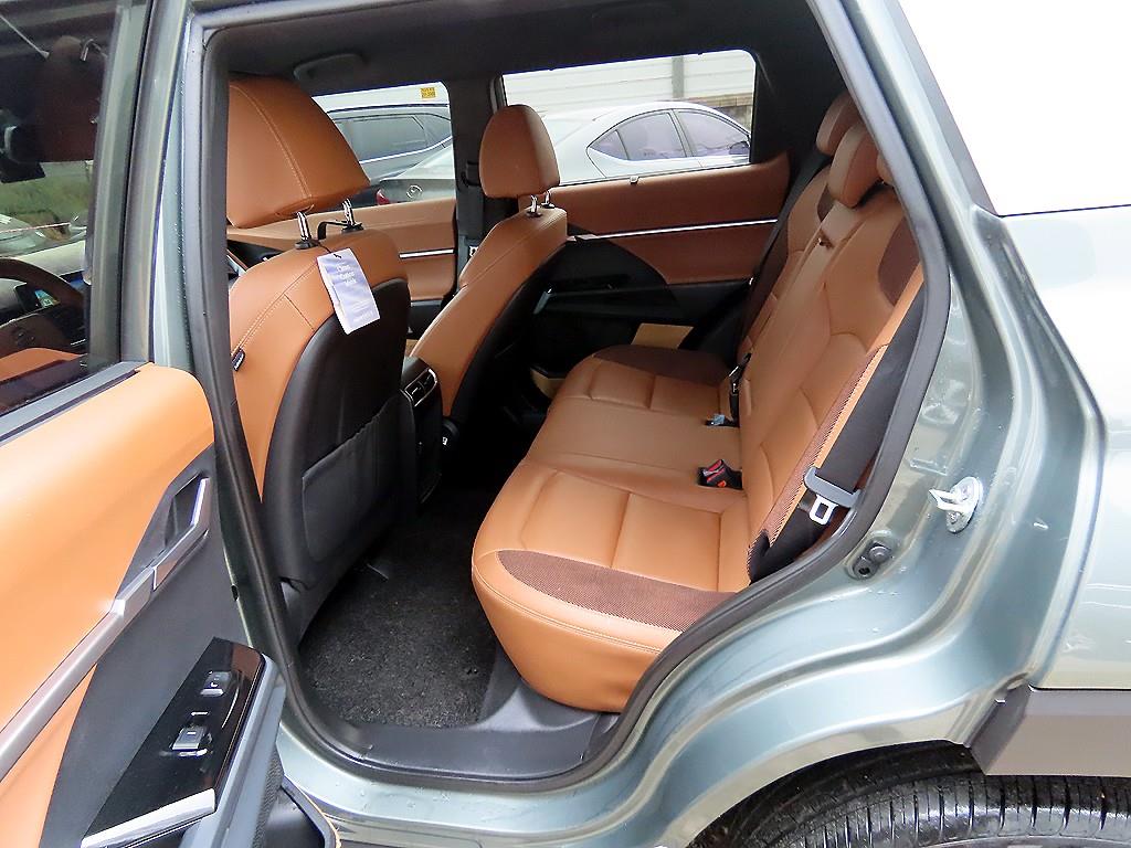 Ssangyong Torres - Vista 6