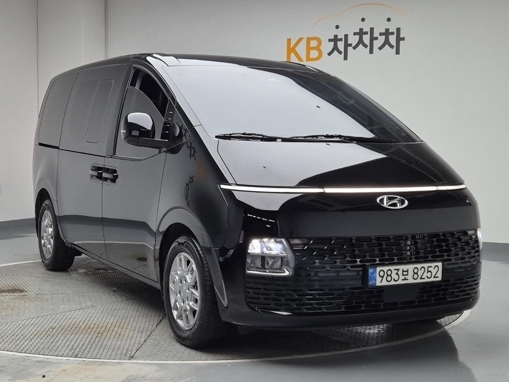 HYUNDAI Staria - Vista 4