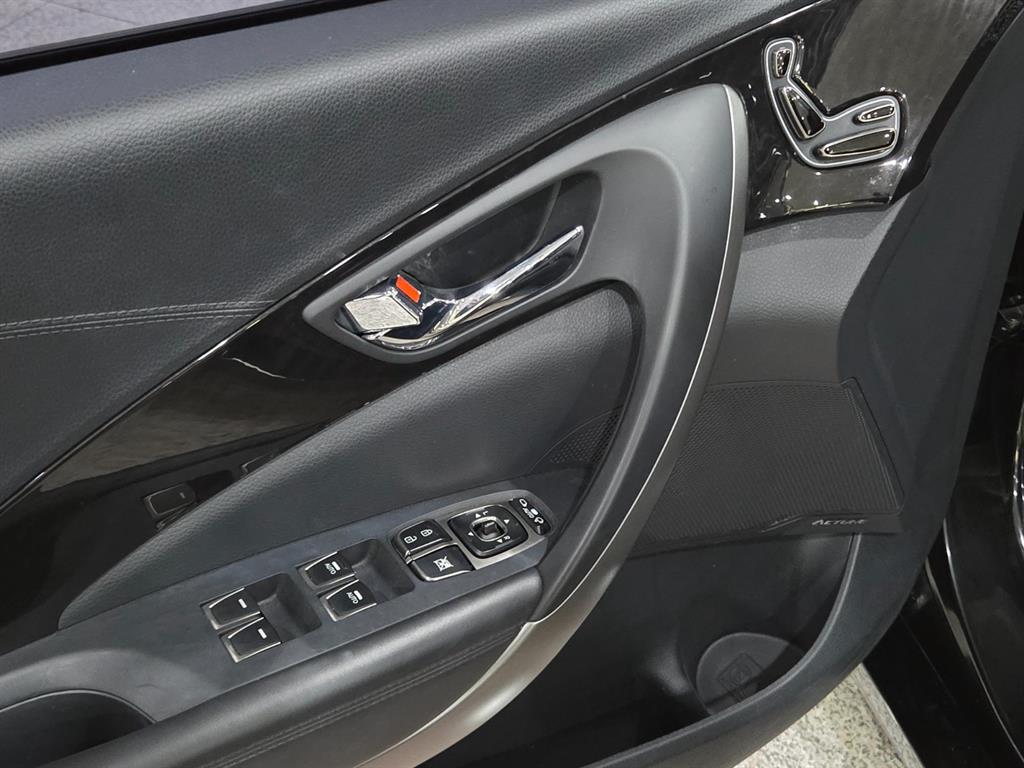 HYUNDAI Grandeur 2015 Negro - Importación desde Corea - HF Imports Iquique - Foto 15