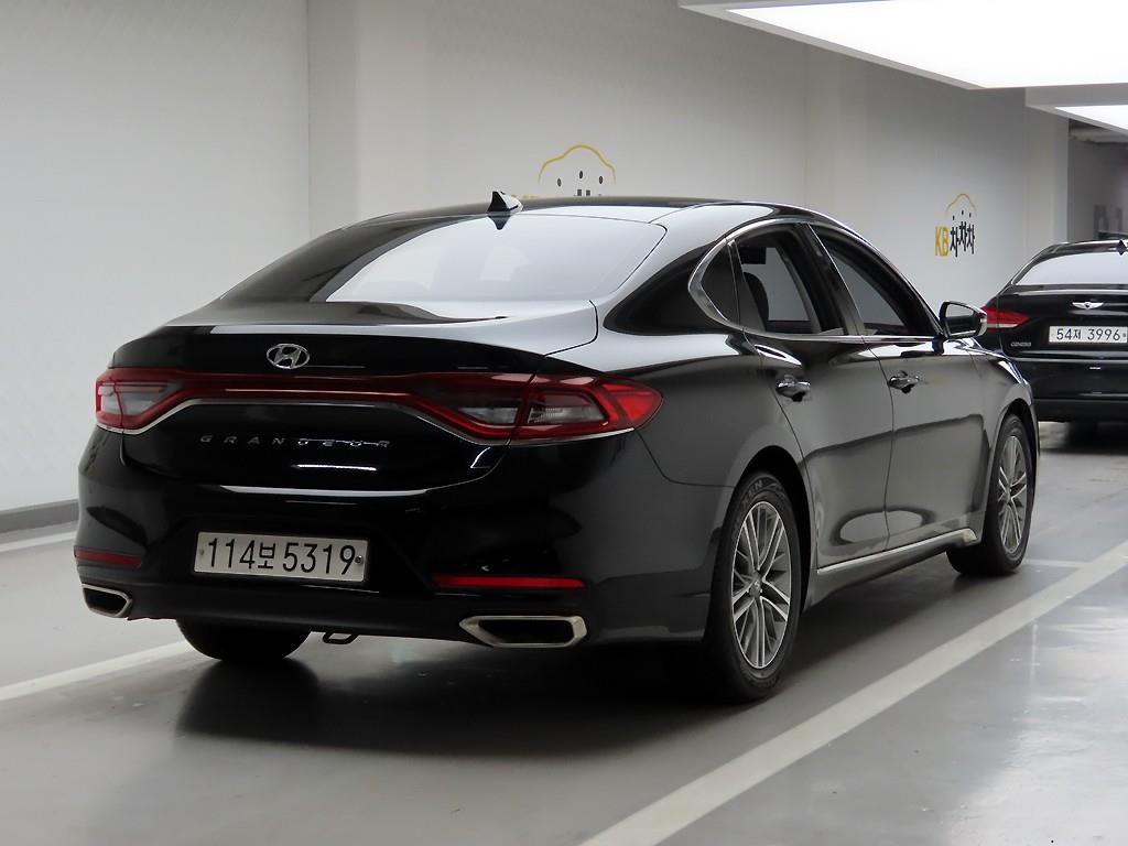 HYUNDAI Grandeur - Vista 4