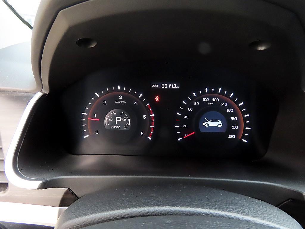 Ssangyong Korando - Vista 9