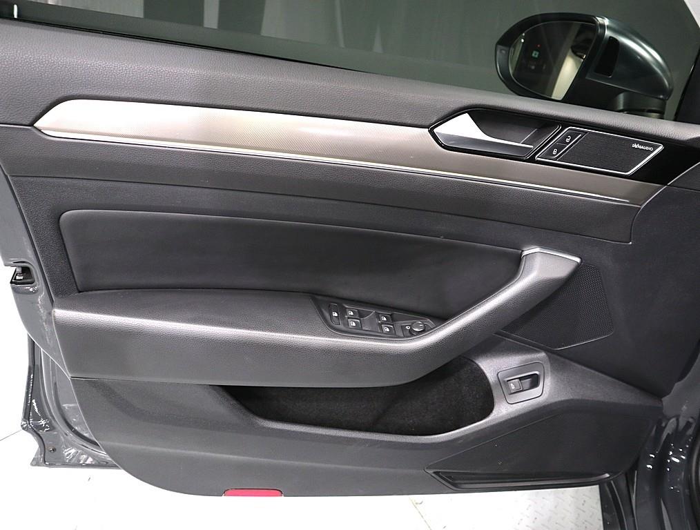 Volkswagen Arteon - Vista 8