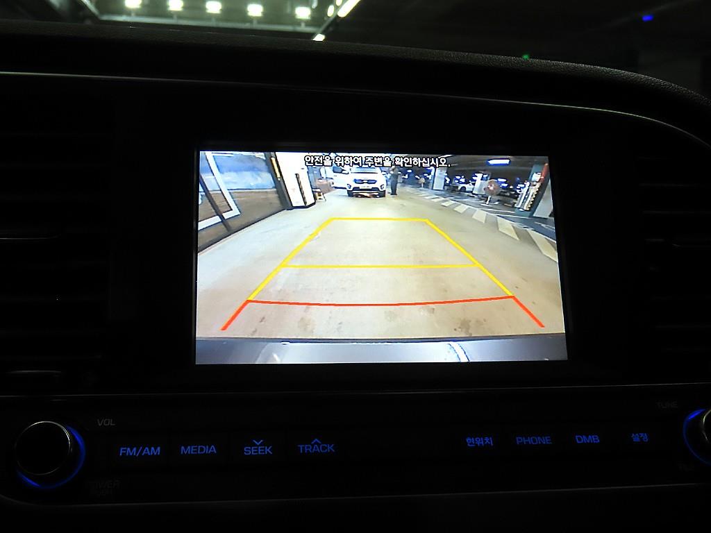 HYUNDAI Avante 2017 Blanco - Importación desde Corea - HF Imports Iquique - Foto 14