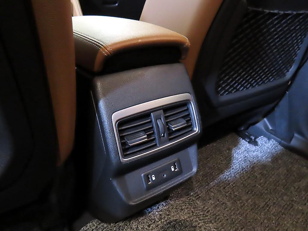 SAMSUNG QM6 2021 Blanco - Importación desde Corea - HF Imports Iquique - Foto 15