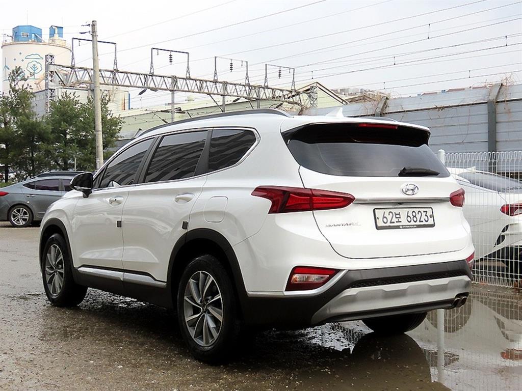 HYUNDAI Santa Fe - Vista 3