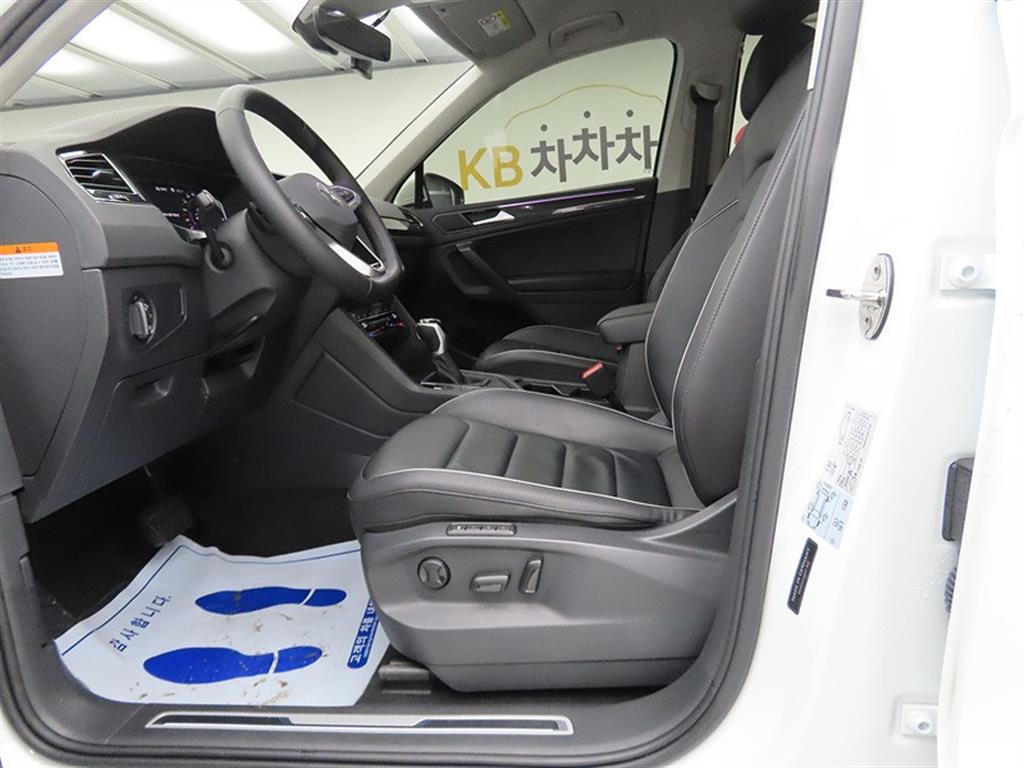 Volkswagen Tiguan - Vista 5