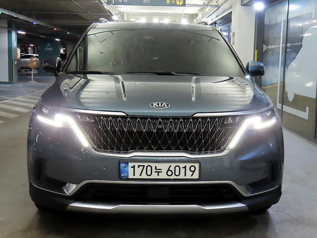 KIA Carnival - Vista 2
