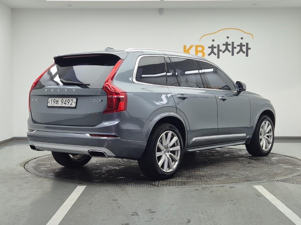Volvo XC90 - Vista 4