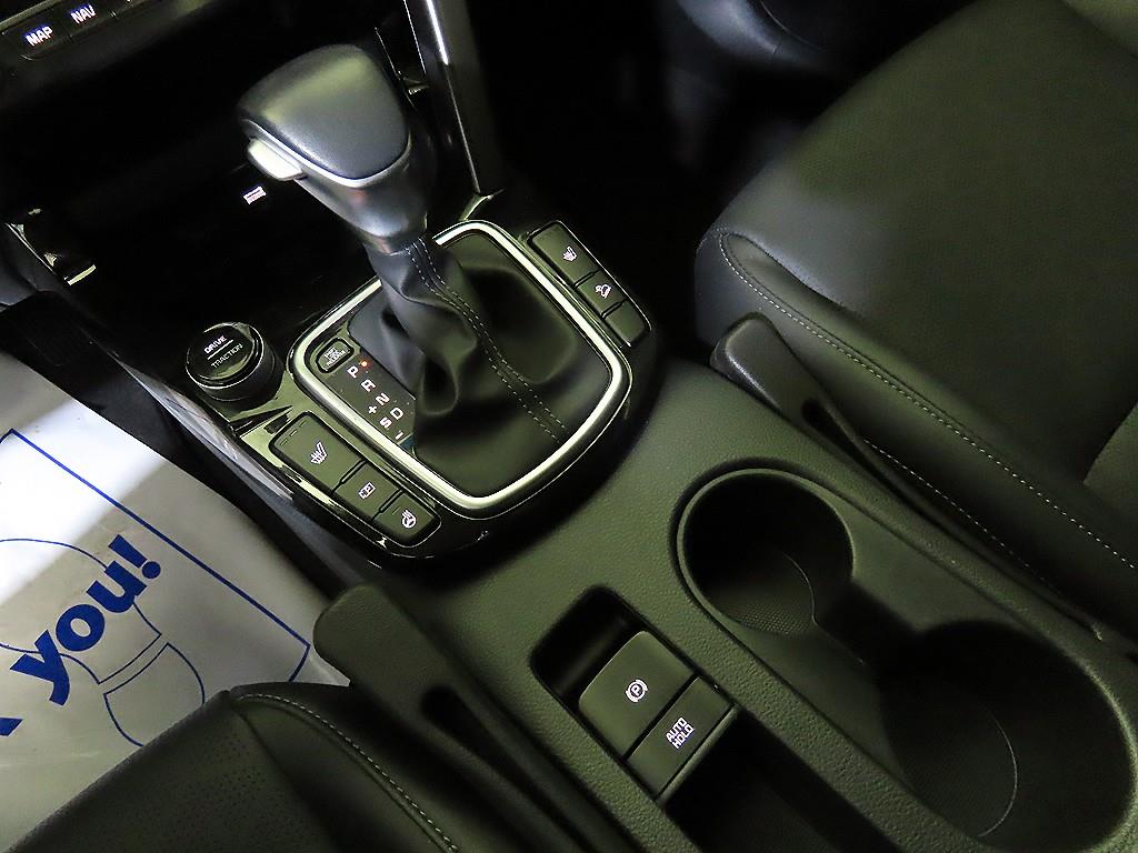 KIA Seltos - Vista 12