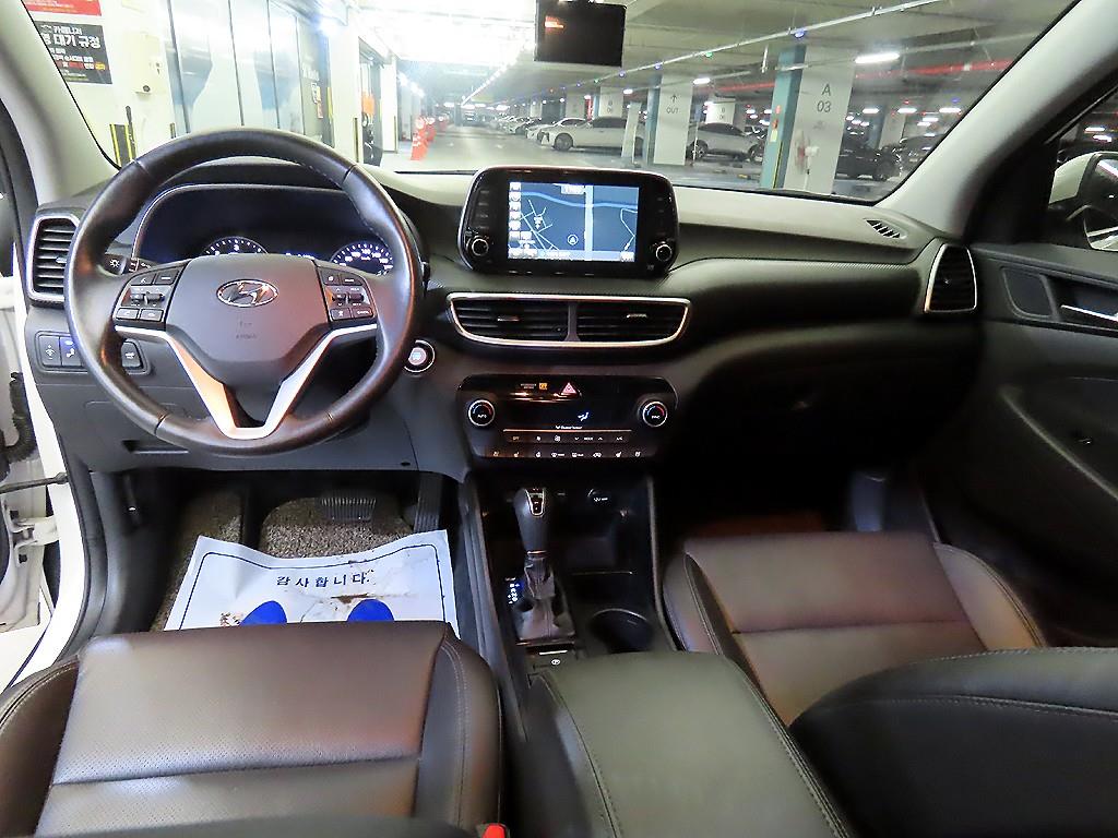 HYUNDAI Tucson - Vista 10