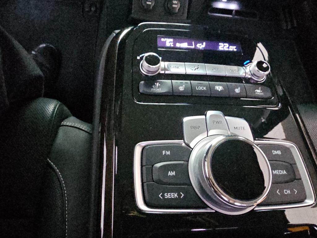 Genesis G90 2019 Negro - Importación desde Corea - HF Imports Iquique - Foto 15