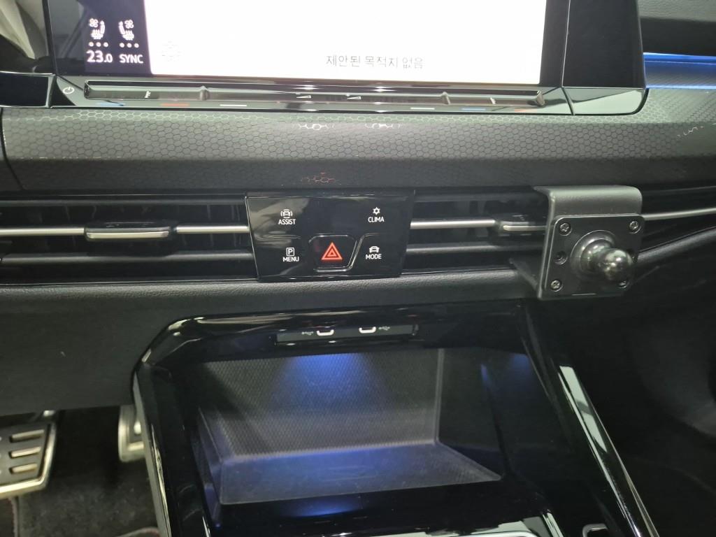 Volkswagen Golf - Vista 10