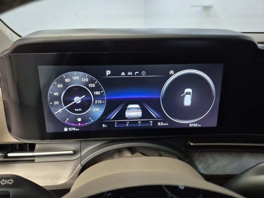 KIA Carnival - Vista 6