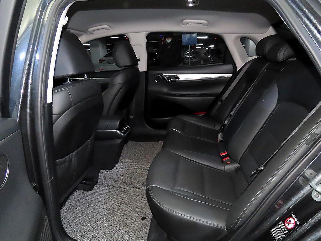 HYUNDAI Grandeur - Vista 7