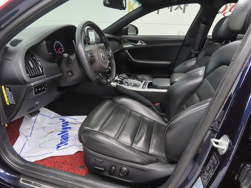 KIA Stinger - Vista 5