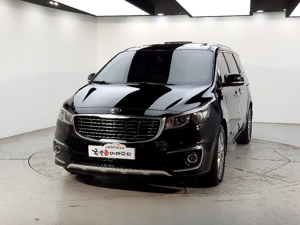 KIA Carnival - Vista 2