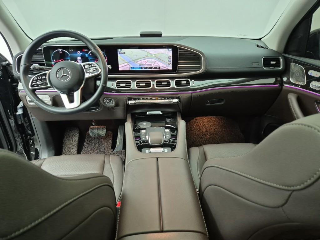 Mercedes Benz GLE Class - Vista 5