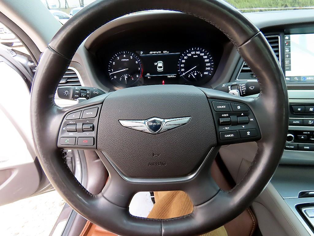 Genesis G80 - Vista 8