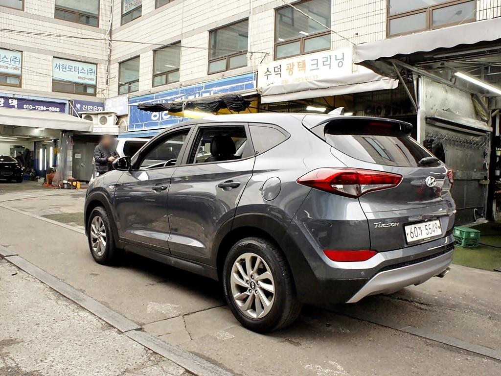 HYUNDAI Tucson - Vista 7